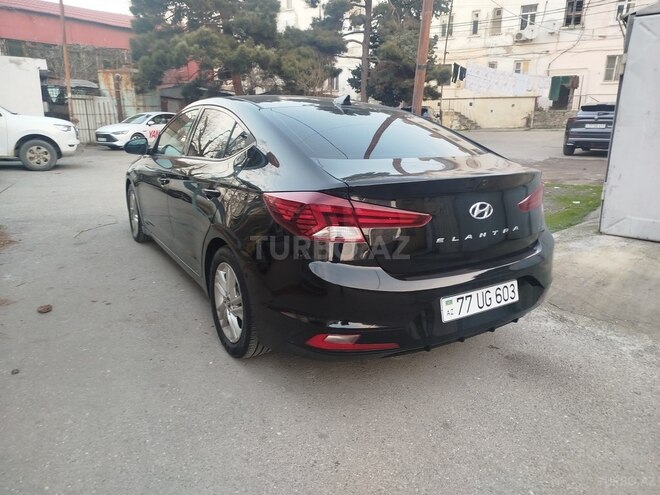 Hyundai Elantra 2018, 98,000 km - 2.0 l - Bakı