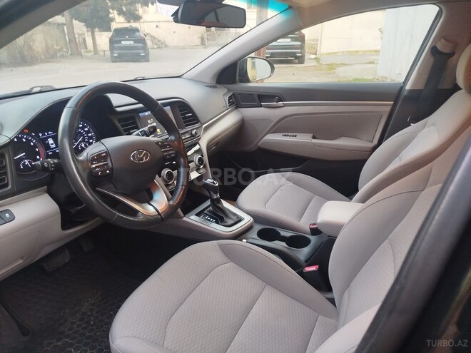 Hyundai Elantra 2018, 98,000 km - 2.0 l - Bakı
