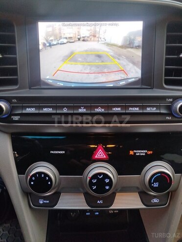 Hyundai Elantra 2018, 98,000 km - 2.0 l - Bakı