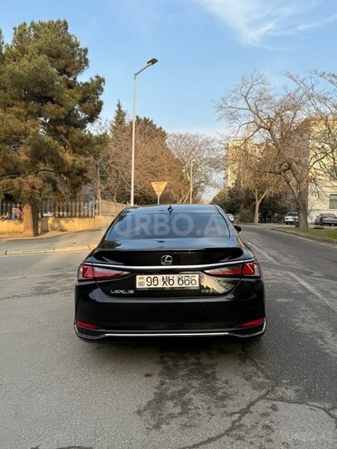 Lexus ES 300h 2023, 19,800 km - 2.5 l - Bakı