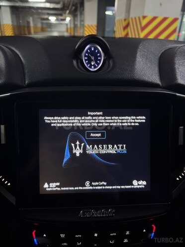 Maserati Ghibli-10