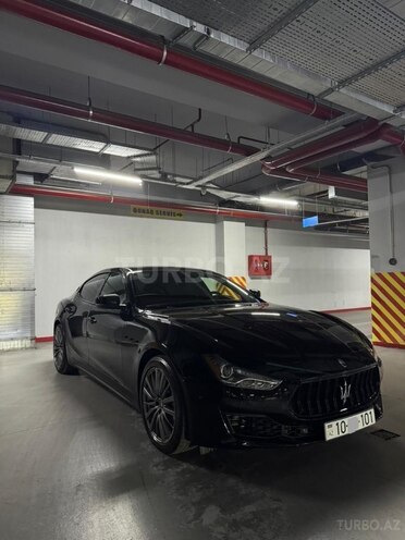Maserati Ghibli-4