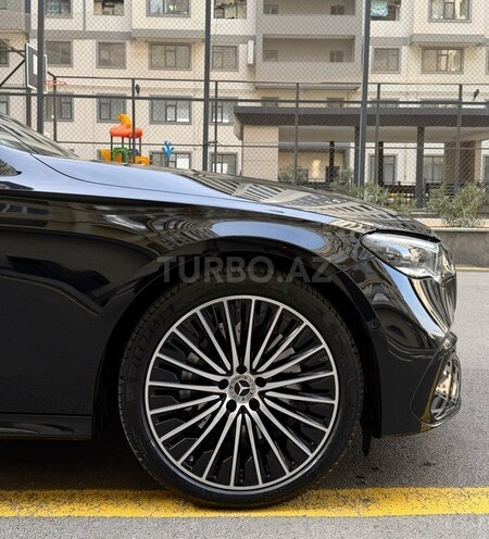 Mercedes E 300 e 2024, 15,000 km - 2.0 l - Bakı