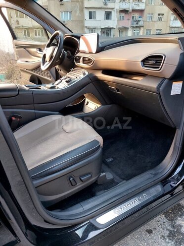 Hyundai Santa Fe-14
