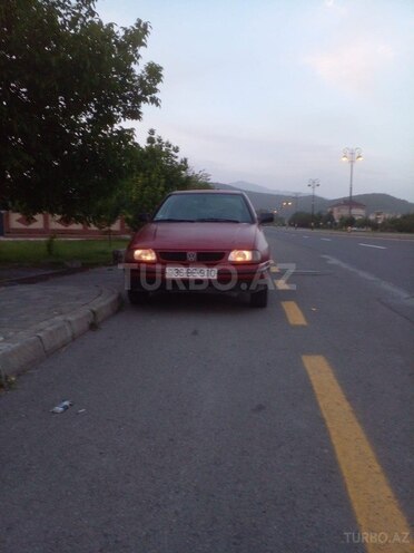 Volkswagen Polo 1995, 232,500 km - 1.6 l - Qəbələ