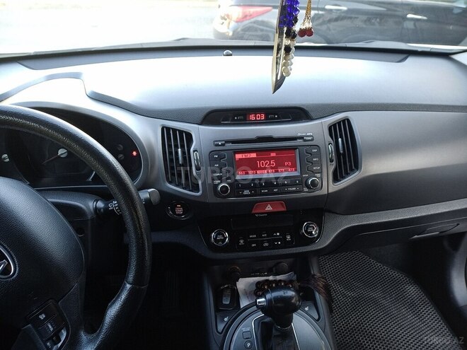 Kia Sportage 2011, 265,000 km - 2.0 l - Bərdə