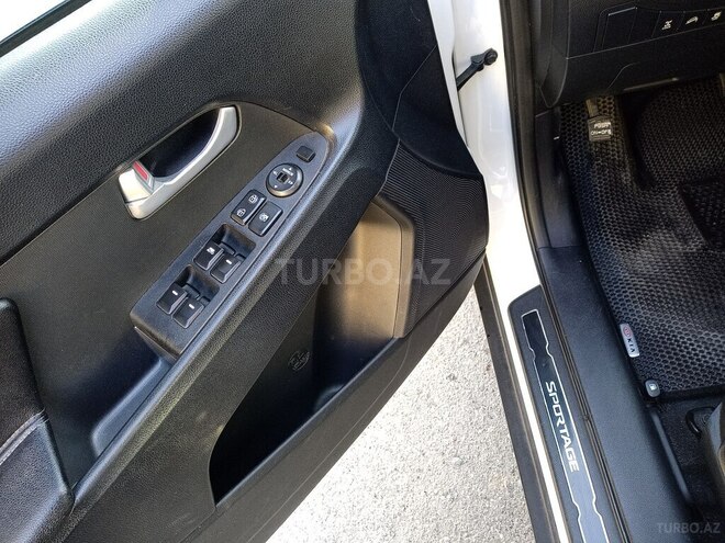 Kia Sportage 2011, 265,000 km - 2.0 l - Bərdə