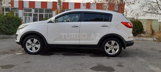 Kia Sportage 2011, 265,000 km - 2.0 l - Bərdə