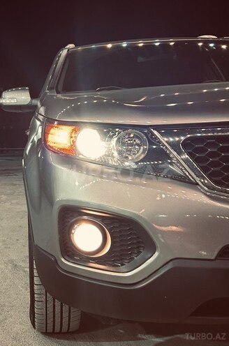 Kia Sorento 2011, 255,000 km - 2.0 l - Bakı