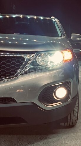 Kia Sorento 2011, 255,000 km - 2.0 l - Bakı