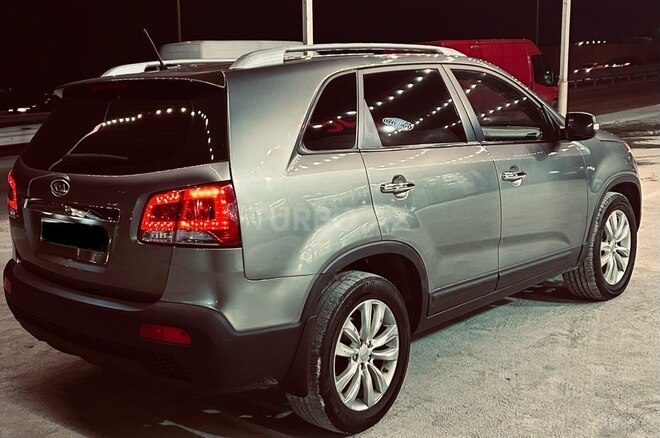 Kia Sorento 2011, 255,000 km - 2.0 l - Bakı