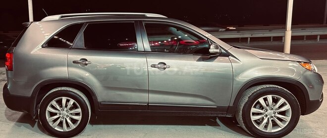Kia Sorento 2011, 255,000 km - 2.0 l - Bakı
