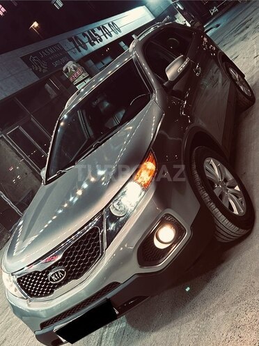 Kia Sorento 2011, 255,000 km - 2.0 l - Bakı