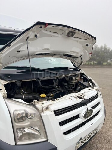 Ford Transit 2008, 400,000 km - 2.4 л - Astara
