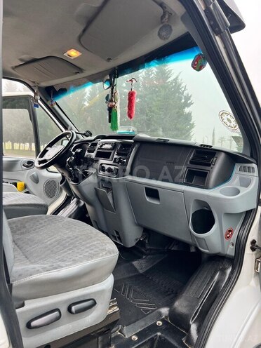 Ford Transit 2008, 400,000 km - 2.4 л - Astara