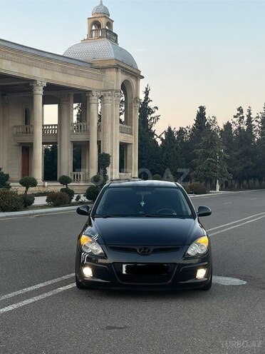 Hyundai i30 2009, 260,000 km - 1.4 l - Ucar