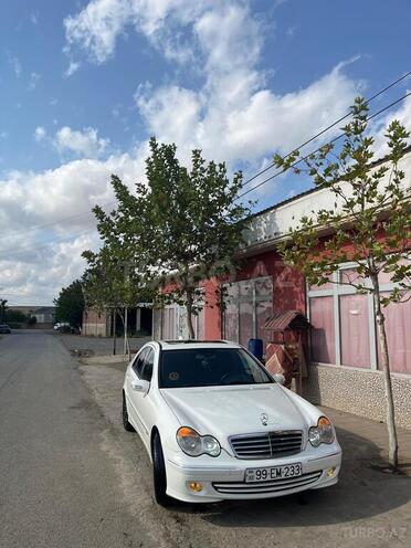 Mercedes C 240 2004, 342,000 km - 2.6 л - Cəlilabad