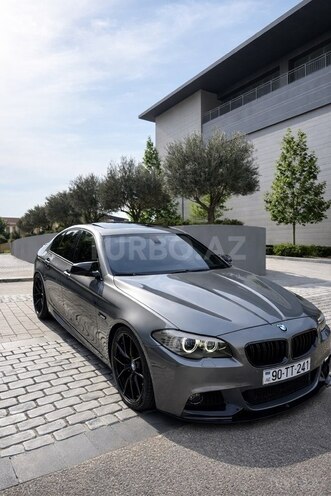 BMW 528-2