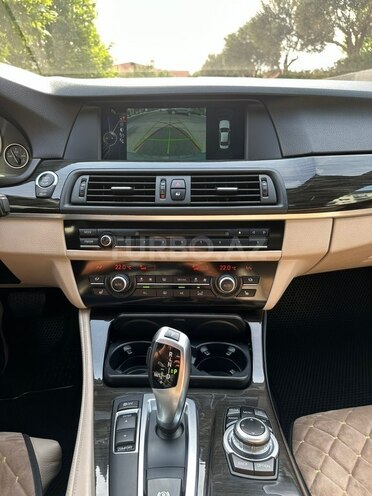 BMW 528-9