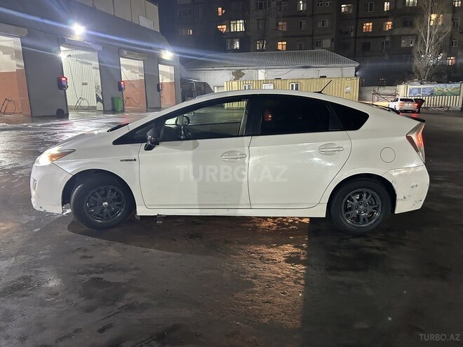 Toyota Prius 2011, 622,816 km - 1.8 l - Bakı
