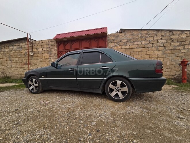 Mercedes C 220 2000, 439,000 km - 2.2 l - Bakı