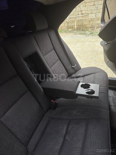 Mercedes C 220 2000, 439,000 km - 2.2 l - Bakı