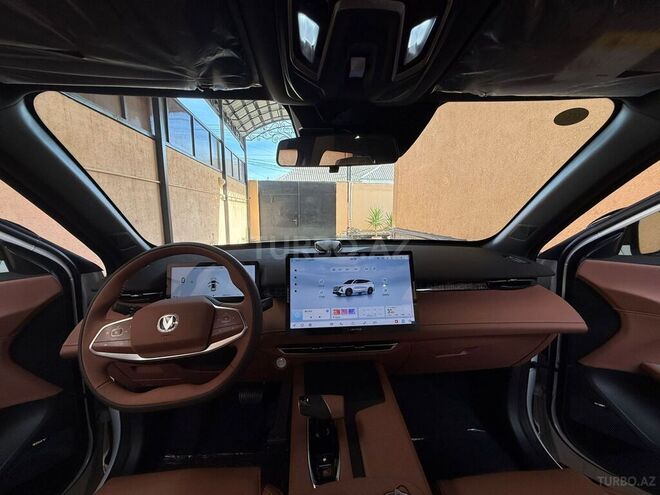 Changan  2025, 70 km - 1.5 l - Bakı