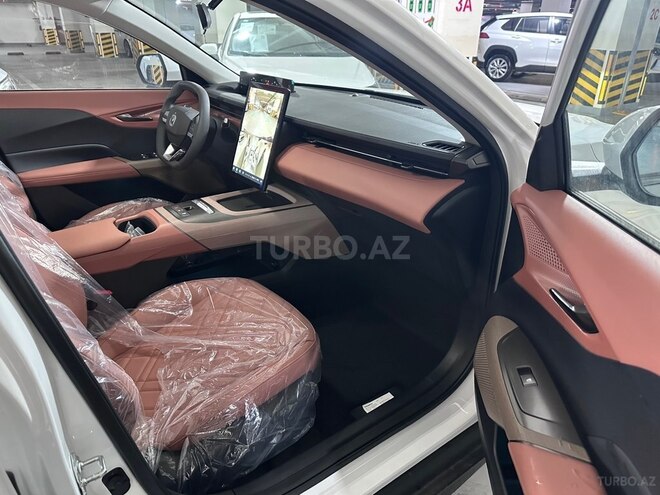 Changan Eado-8