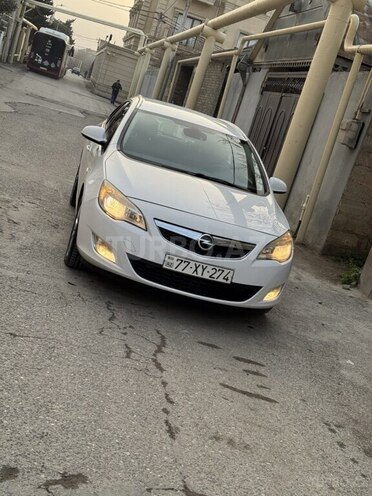 Opel Astra 2011, 279,200 km - 1.3 l - Bakı