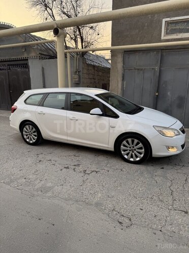 Opel Astra 2011, 279,200 km - 1.3 l - Bakı