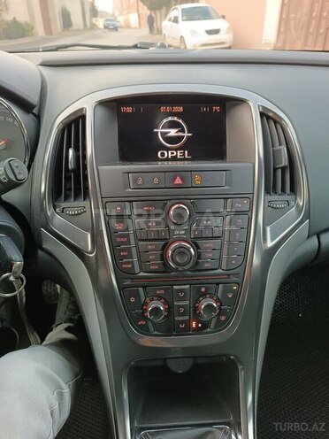 Opel Astra 2011, 279,200 km - 1.3 l - Bakı