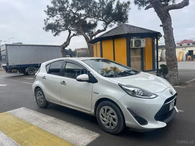 Toyota Aqua 2017, 198,479 km - 1.5 l - Bakı