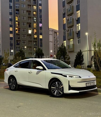 Changan Qiyuan A05 2025, 34,000 km - 1.5 л - Bakı
