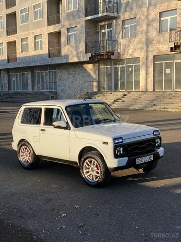 LADA (VAZ) Niva 2017, 123,000 km - 1.7 l - İsmayıllı