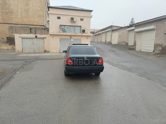 Mercedes C 220 1996, 356,587 km - 2.2 л - Bakı