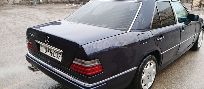 Mercedes  1995, 430,000 km - 2.8 л - Bakı