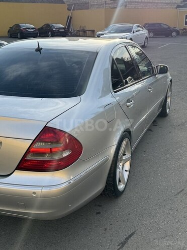 Mercedes E 240 2002, 390,000 km - 2.6 l - Gəncə