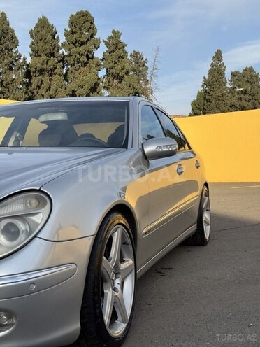 Mercedes E 240 2002, 390,000 km - 2.6 l - Gəncə