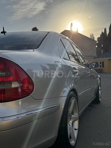 Mercedes E 240 2002, 390,000 km - 2.6 l - Gəncə