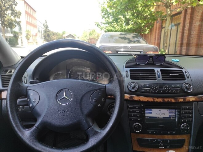 Mercedes E 240 2002, 390,000 km - 2.6 l - Gəncə