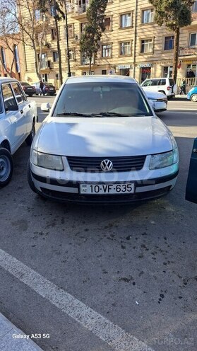Volkswagen Passat 1999, 300,000 km - 2.3 л - Gəncə