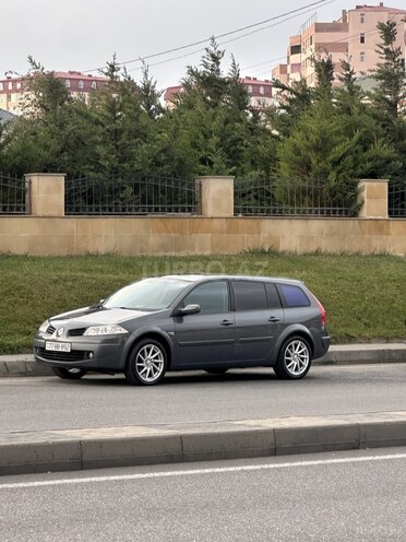 Renault Megane-6