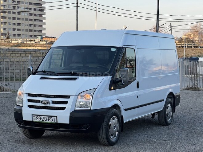 Ford Transit-2