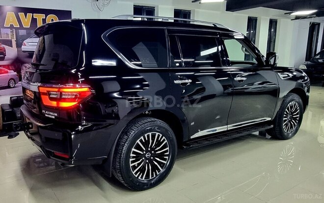 Nissan Patrol 2023, 40,000 km - 5.6 l - Bakı
