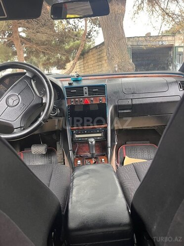 Mercedes C 240-12