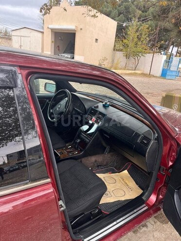 Mercedes C 240-11