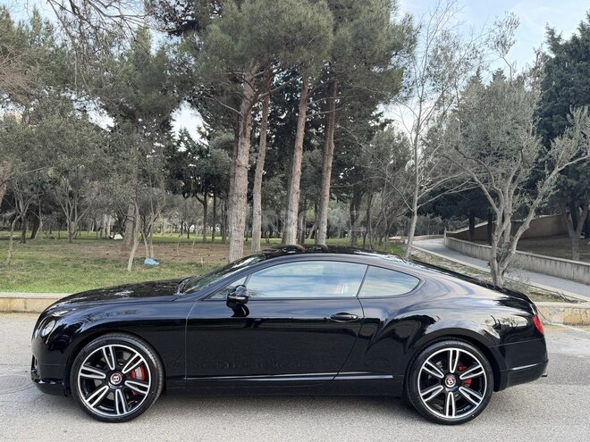 Bentley Continental GT-6