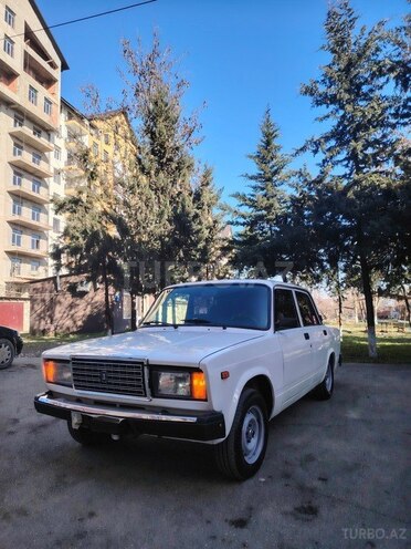 LADA (VAZ) 2107 2009, 285,000 km - 1.6 l - Qusar