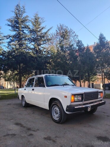 LADA (VAZ) 2107 2009, 285,000 km - 1.6 l - Qusar