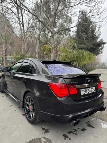 Chevrolet Cruze-2
